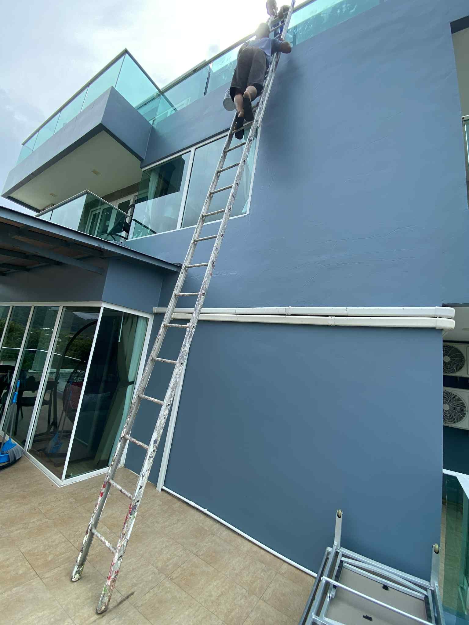 11 - https://ballpaintingphuket.com | ทีมงานมืออาชีพรับเหมาทาสีบ้าน อาคารสูงในภูเก็ต บริการโรยตัวทาสีตึก แก้ไขปัญหาน้ำรั่วซึมครบวงจร ซ่อมรอยร้าวผนัง พร้อมรับประกันผลงานนานสูงสุด 3 ปี 11 - https://ballpaintingphuket.com | ทีมงานมืออาชีพรับเหมาทาสีบ้าน อาคารสูงในภูเก็ต บริการโรยตัวทาสีตึก แก้ไขปัญหาน้ำรั่วซึมครบวงจร ซ่อมรอยร้าวผนัง พร้อมรับประกันผลงานนานสูงสุด 3 ปี