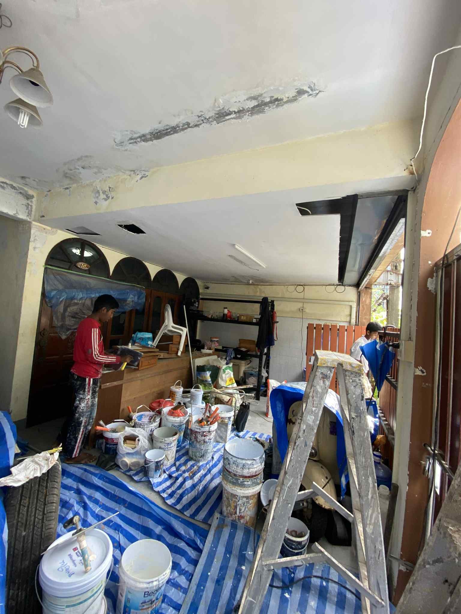 2 - https://ballpaintingphuket.com | ทีมงานมืออาชีพรับเหมาทาสีบ้าน อาคารสูงในภูเก็ต บริการโรยตัวทาสีตึก แก้ไขปัญหาน้ำรั่วซึมครบวงจร ซ่อมรอยร้าวผนัง พร้อมรับประกันผลงานนานสูงสุด 3 ปี 2 - https://ballpaintingphuket.com | ทีมงานมืออาชีพรับเหมาทาสีบ้าน อาคารสูงในภูเก็ต บริการโรยตัวทาสีตึก แก้ไขปัญหาน้ำรั่วซึมครบวงจร ซ่อมรอยร้าวผนัง พร้อมรับประกันผลงานนานสูงสุด 3 ปี