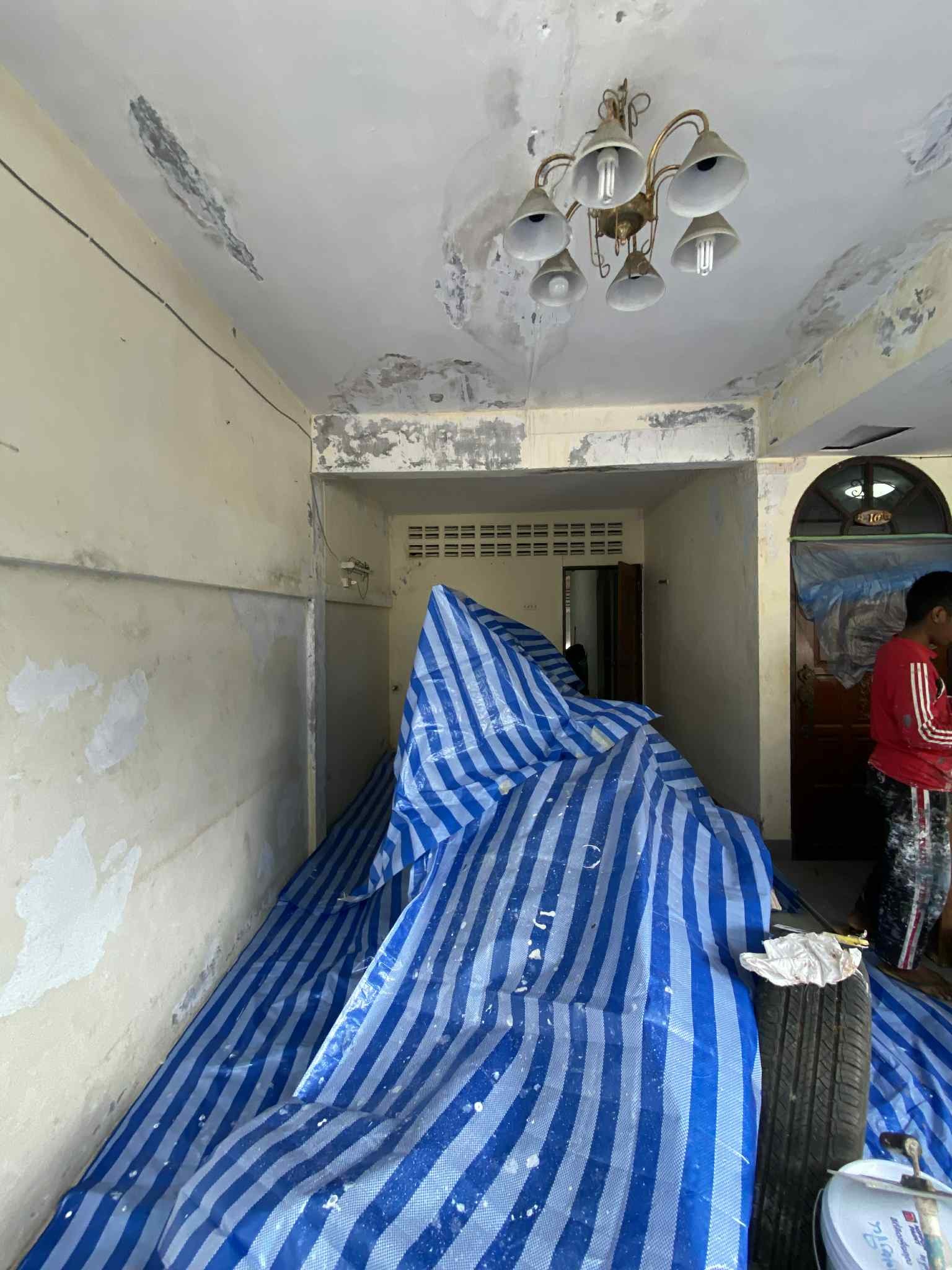 3 - https://ballpaintingphuket.com | ทีมงานมืออาชีพรับเหมาทาสีบ้าน อาคารสูงในภูเก็ต บริการโรยตัวทาสีตึก แก้ไขปัญหาน้ำรั่วซึมครบวงจร ซ่อมรอยร้าวผนัง พร้อมรับประกันผลงานนานสูงสุด 3 ปี 3 - https://ballpaintingphuket.com | ทีมงานมืออาชีพรับเหมาทาสีบ้าน อาคารสูงในภูเก็ต บริการโรยตัวทาสีตึก แก้ไขปัญหาน้ำรั่วซึมครบวงจร ซ่อมรอยร้าวผนัง พร้อมรับประกันผลงานนานสูงสุด 3 ปี