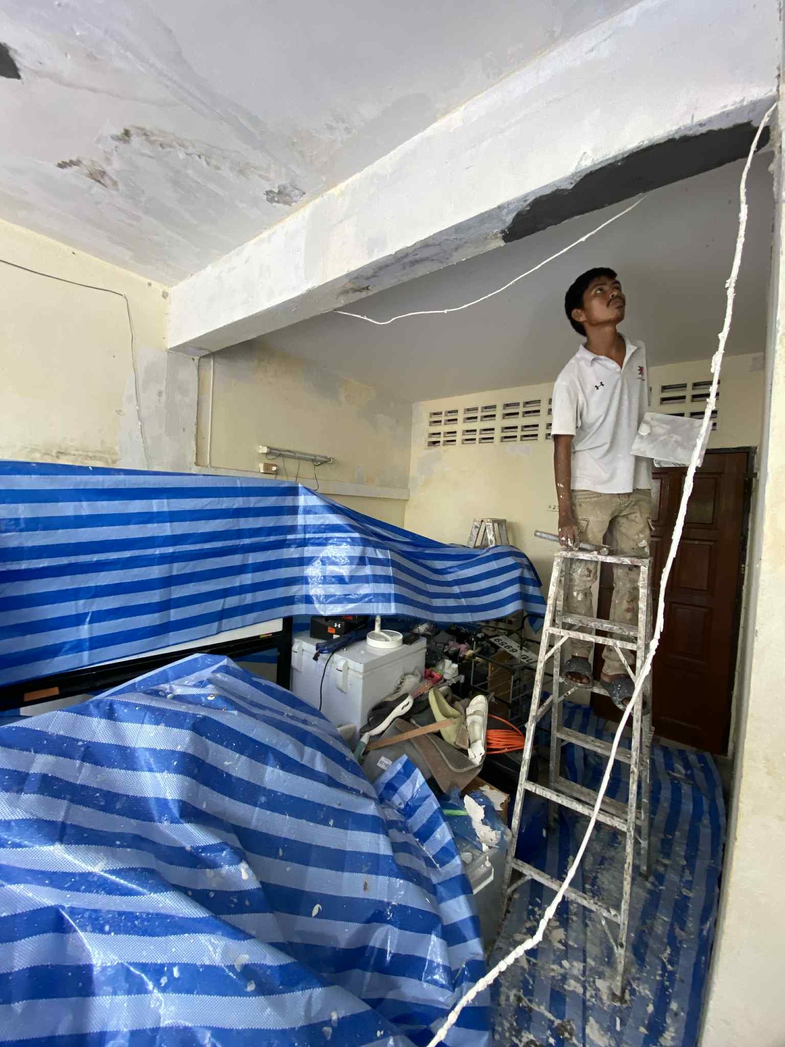 4 - https://ballpaintingphuket.com | ทีมงานมืออาชีพรับเหมาทาสีบ้าน อาคารสูงในภูเก็ต บริการโรยตัวทาสีตึก แก้ไขปัญหาน้ำรั่วซึมครบวงจร ซ่อมรอยร้าวผนัง พร้อมรับประกันผลงานนานสูงสุด 3 ปี 4 - https://ballpaintingphuket.com | ทีมงานมืออาชีพรับเหมาทาสีบ้าน อาคารสูงในภูเก็ต บริการโรยตัวทาสีตึก แก้ไขปัญหาน้ำรั่วซึมครบวงจร ซ่อมรอยร้าวผนัง พร้อมรับประกันผลงานนานสูงสุด 3 ปี