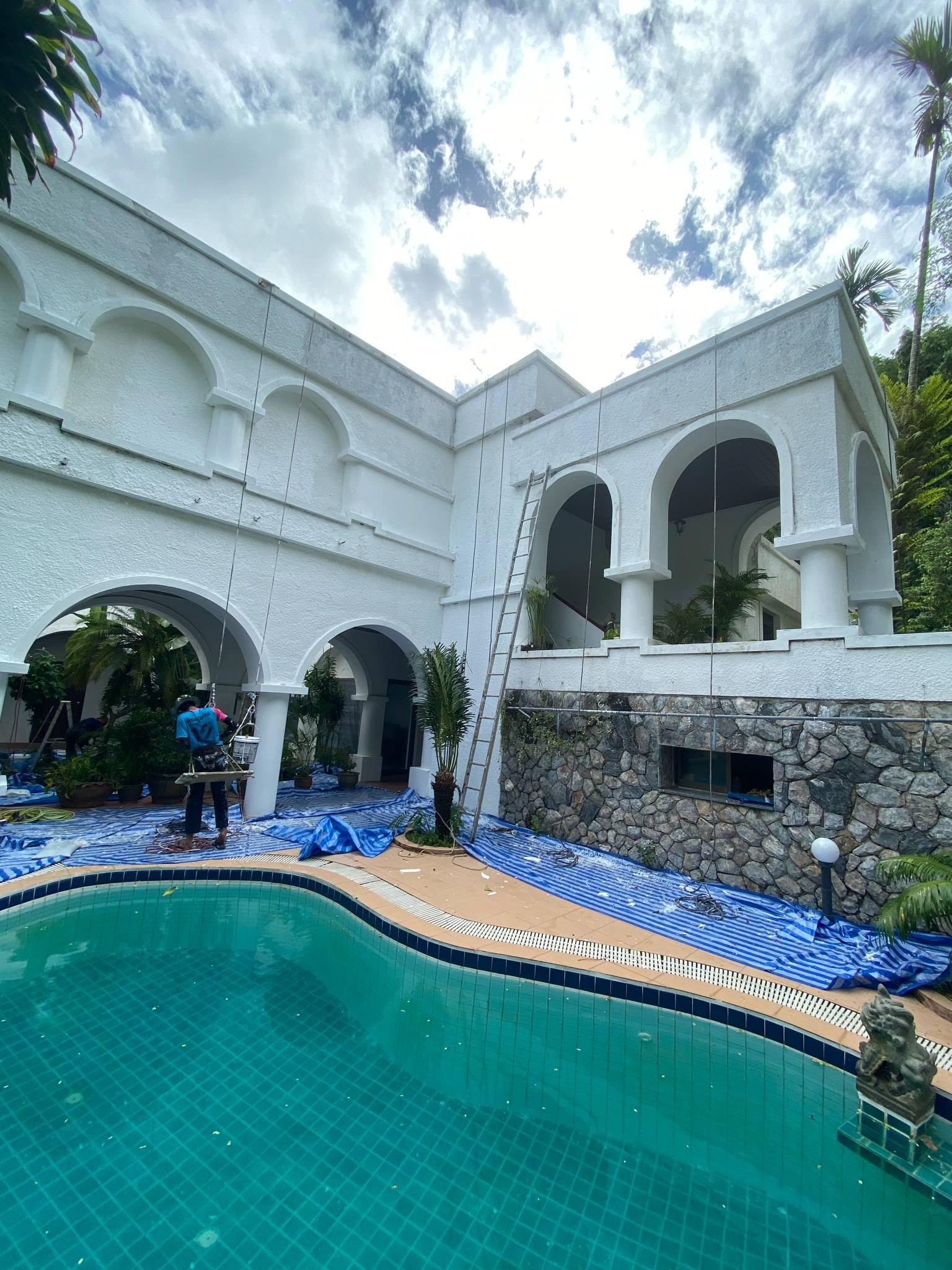 41 - https://ballpaintingphuket.com | ทีมงานมืออาชีพรับเหมาทาสีบ้าน อาคารสูงในภูเก็ต บริการโรยตัวทาสีตึก แก้ไขปัญหาน้ำรั่วซึมครบวงจร ซ่อมรอยร้าวผนัง พร้อมรับประกันผลงานนานสูงสุด 3 ปี 41 - https://ballpaintingphuket.com | ทีมงานมืออาชีพรับเหมาทาสีบ้าน อาคารสูงในภูเก็ต บริการโรยตัวทาสีตึก แก้ไขปัญหาน้ำรั่วซึมครบวงจร ซ่อมรอยร้าวผนัง พร้อมรับประกันผลงานนานสูงสุด 3 ปี